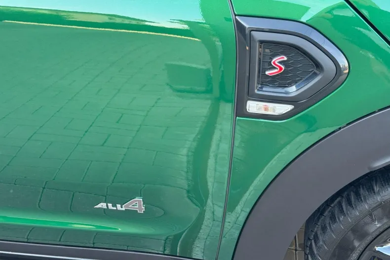 MINI Countryman din 2020 cu 29.900 km - oferta MIN155991 - foto 33