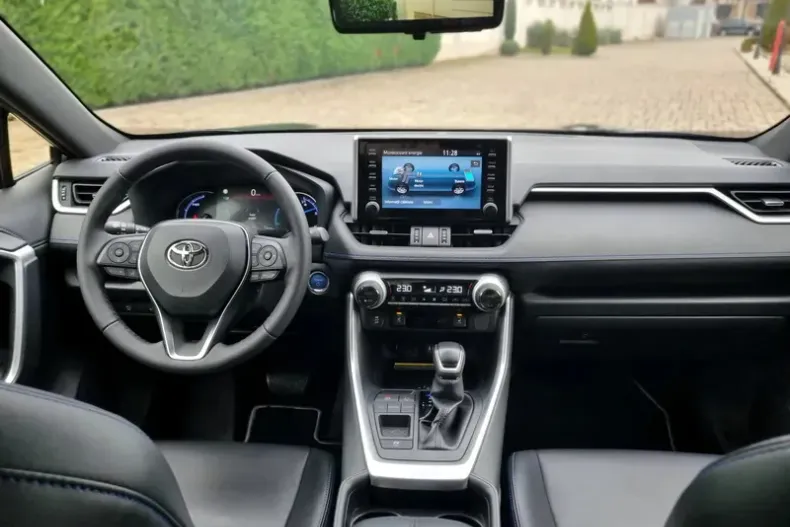 Toyota RAV4 din 2019 cu 94.100 km - oferta TOY155993 - foto 5