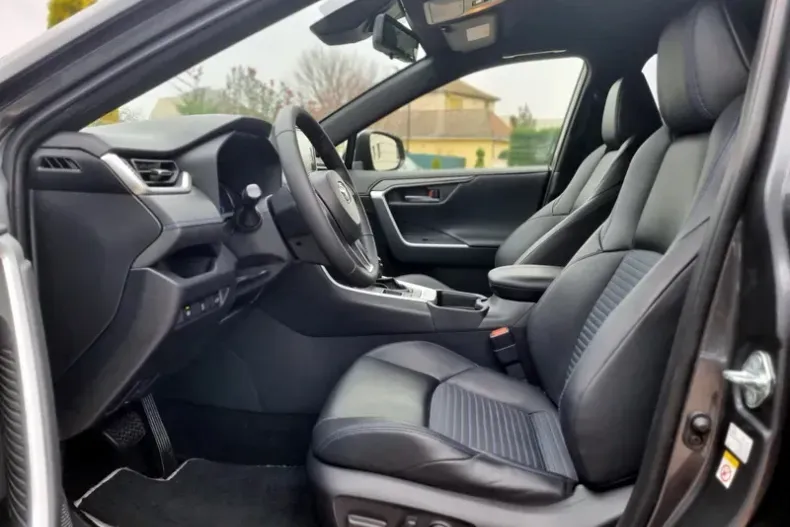 Toyota RAV4 din 2019 cu 94.100 km - oferta TOY155993 - foto 8