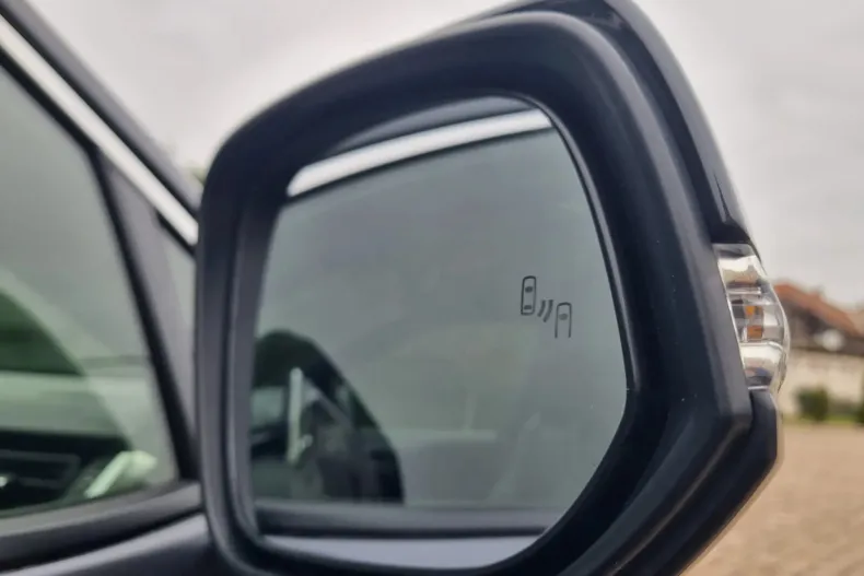 Toyota RAV4 din 2019 cu 94.100 km - oferta TOY155993 - foto 19