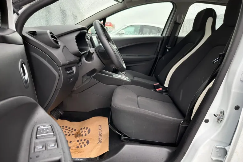 Renault ZOE din 2021 cu 58.500 km - oferta REN156010 - foto 6