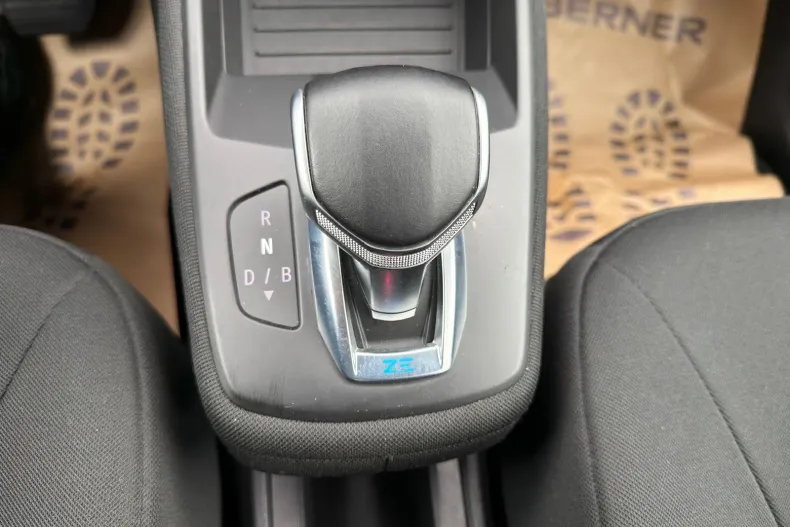 Renault ZOE din 2021 cu 58.500 km - oferta REN156010 - foto 9