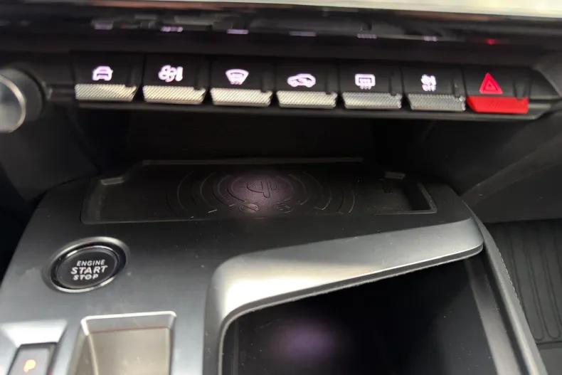 Peugeot 308 din 2022 cu 73.600 km - oferta PEU156011 - foto 9