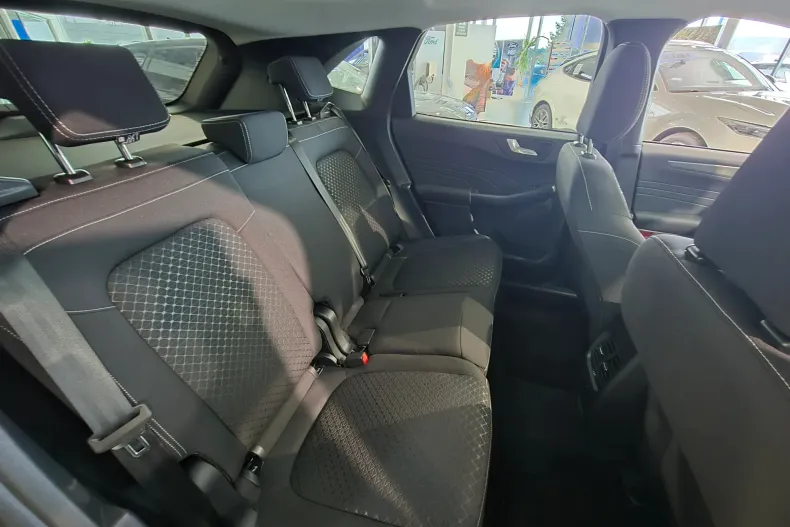 Ford Kuga din 2025 cu 1 km - oferta FOR156012 - foto 11