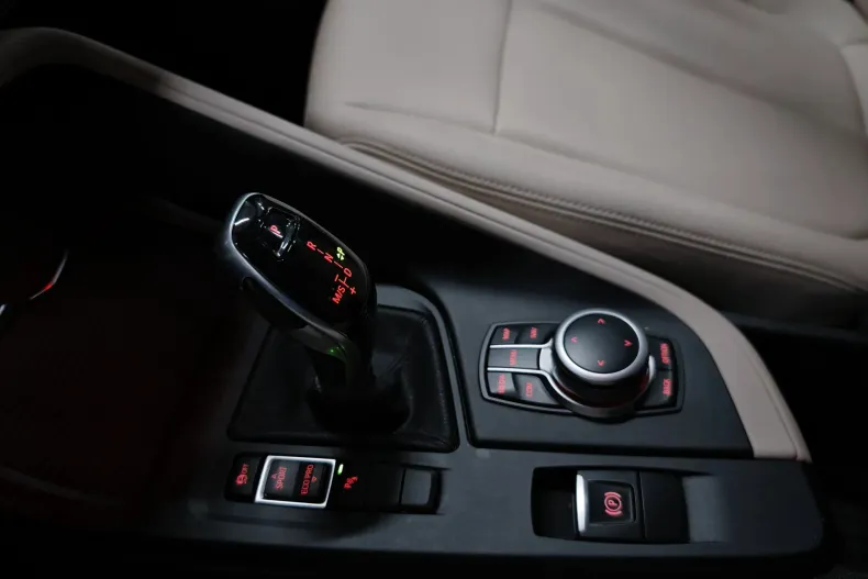 BMW X1 din 2021 cu 111.364 km - oferta BMW156015 - foto 20