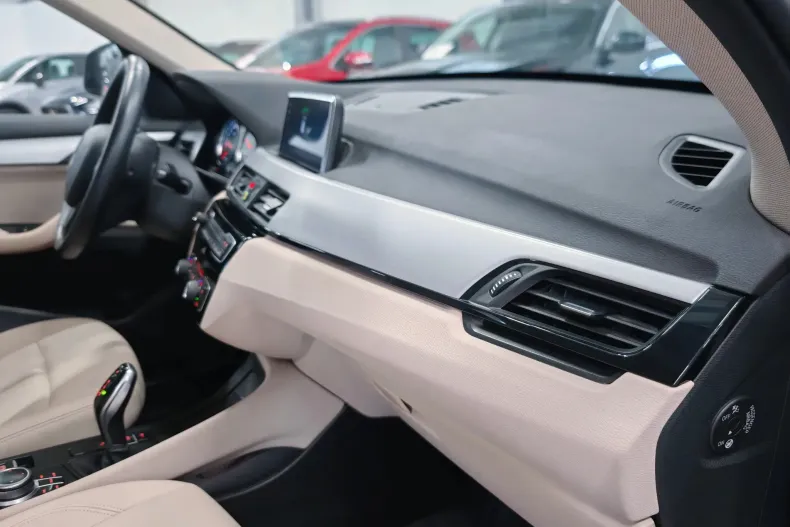 BMW X1 din 2021 cu 111.364 km - oferta BMW156015 - foto 23