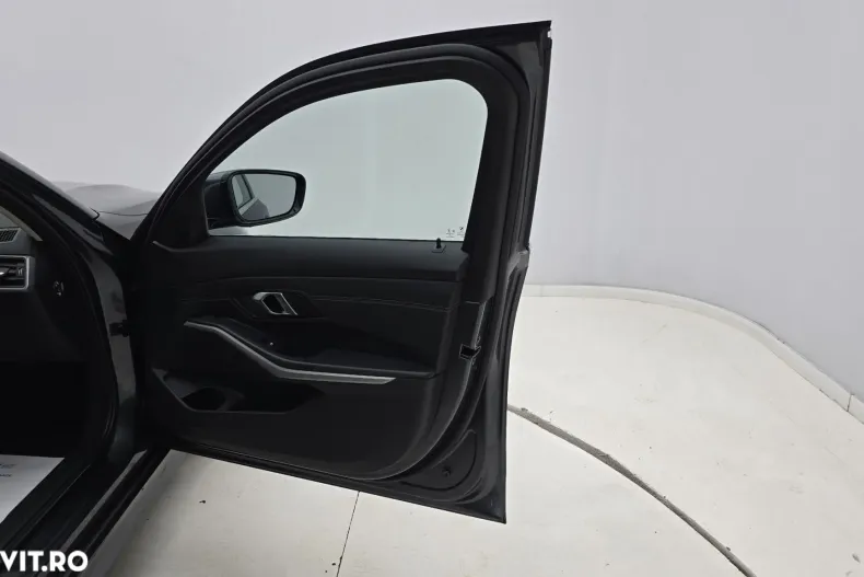 BMW Seria 3 din 2021 cu 151.045 km - oferta BMW156022 - foto 18