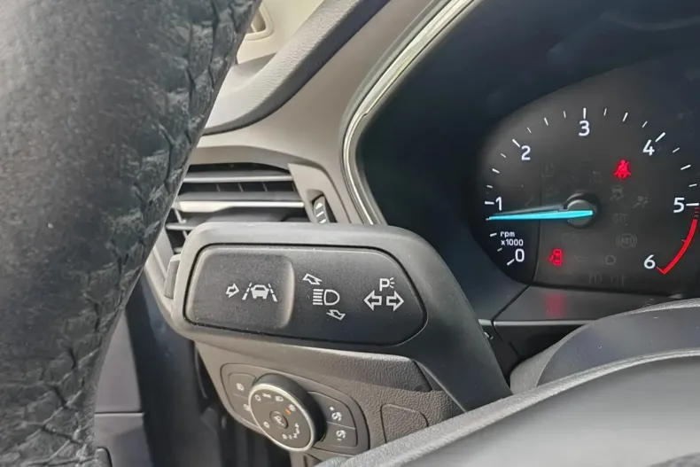 Ford Focus din 2020 cu 128.765 km - oferta FOR156030 - foto 18