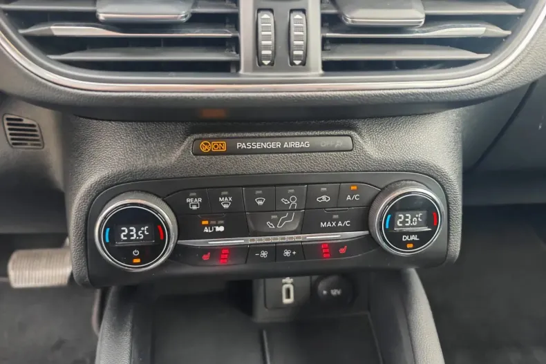 Ford Focus din 2020 cu 128.765 km - oferta FOR156030 - foto 19