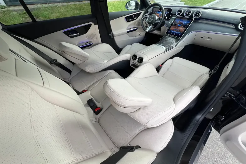 Mercedes-Benz C din 2023 cu 56.000 km - oferta MER156032 - foto 9