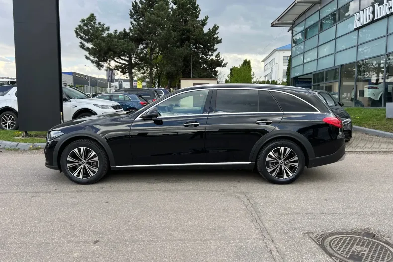 Mercedes-Benz C din 2023 cu 56.000 km - oferta MER156032 - foto 13