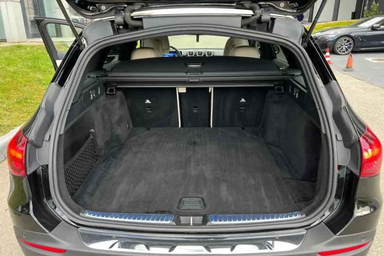 Mercedes-Benz C din 2023 cu 56.000 km - oferta MER156032 - foto 28