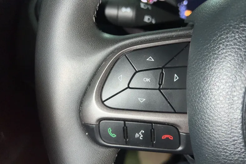 Jeep Renegade din 2021 cu 127.000 km - oferta JEE156034 - foto 21