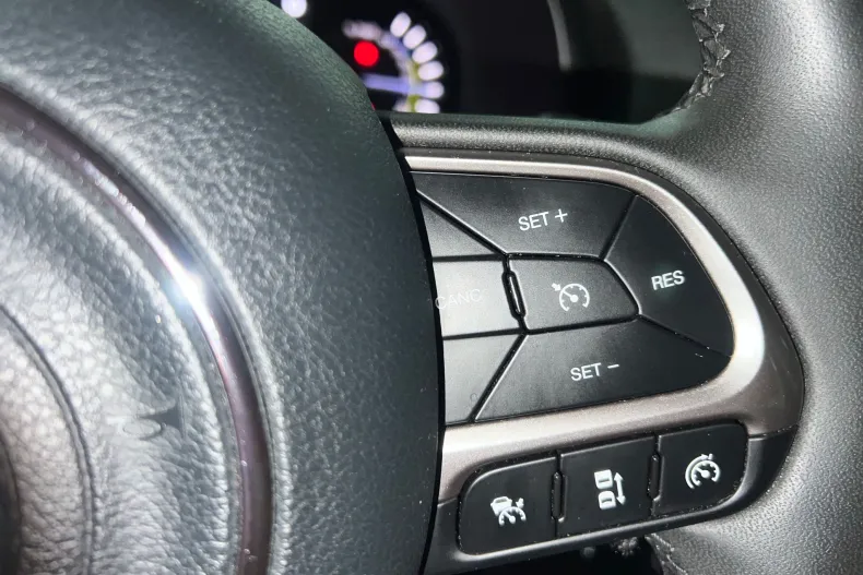 Jeep Renegade din 2021 cu 127.000 km - oferta JEE156034 - foto 22