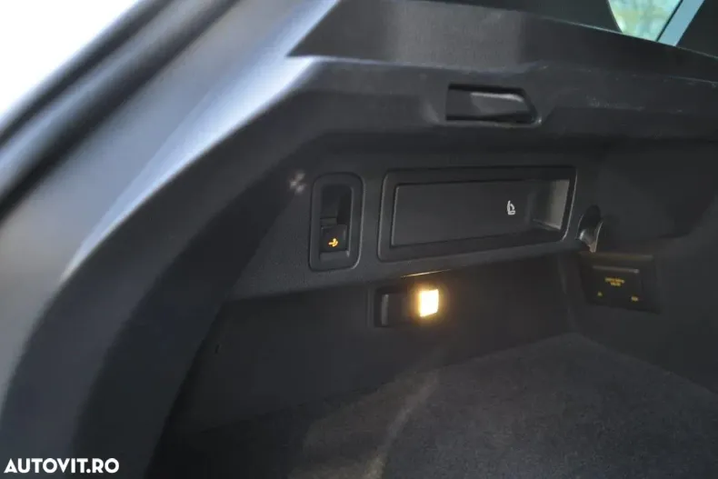 Volkswagen Tiguan din 2020 cu 105.179 km - oferta VOL156036 - foto 39