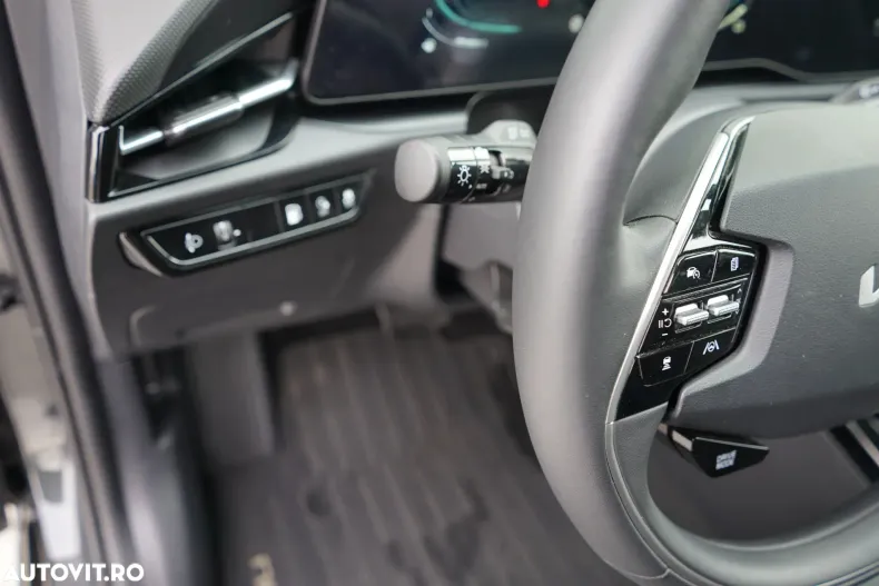 Kia Niro din 2023 cu 22.721 km - oferta KIA156039 - foto 11