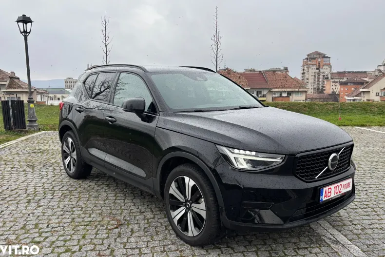 Volvo XC40 din 2022 cu 109.600 km - oferta VOL156042 - foto 2