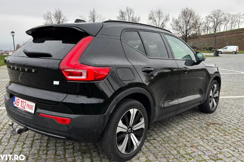 Volvo XC40 din 2022 cu 109.600 km - oferta VOL156042 - foto 4