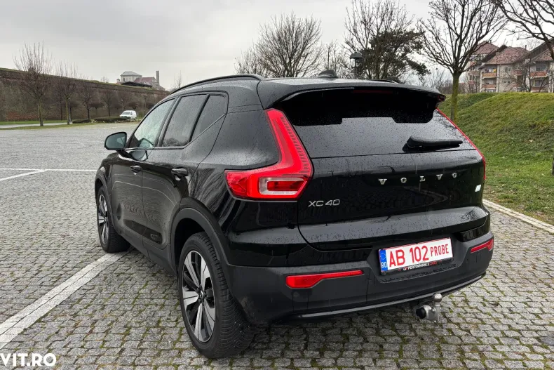 Volvo XC40 din 2022 cu 109.600 km - oferta VOL156042 - foto 6