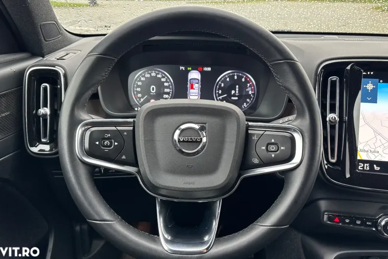 Volvo XC40 din 2022 cu 109.600 km - oferta VOL156042 - foto 9