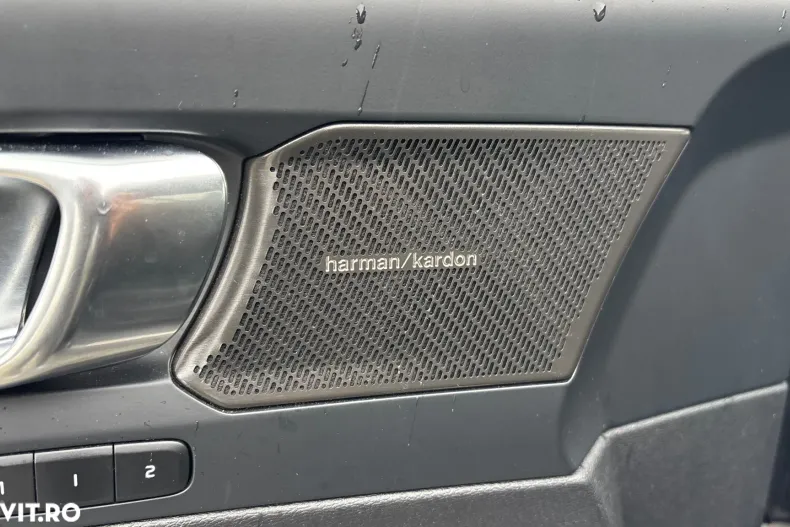 Volvo XC40 din 2022 cu 109.600 km - oferta VOL156042 - foto 20