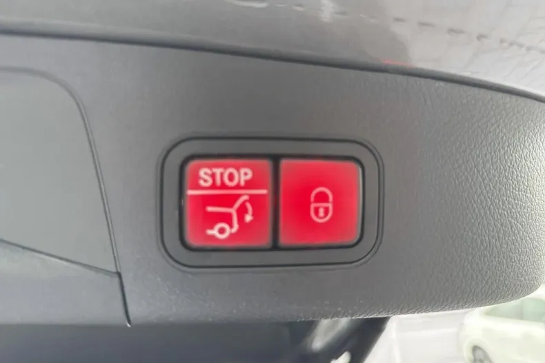 Mercedes-Benz GLA din 2024 cu 20.722 km - oferta MER156051 - foto 15