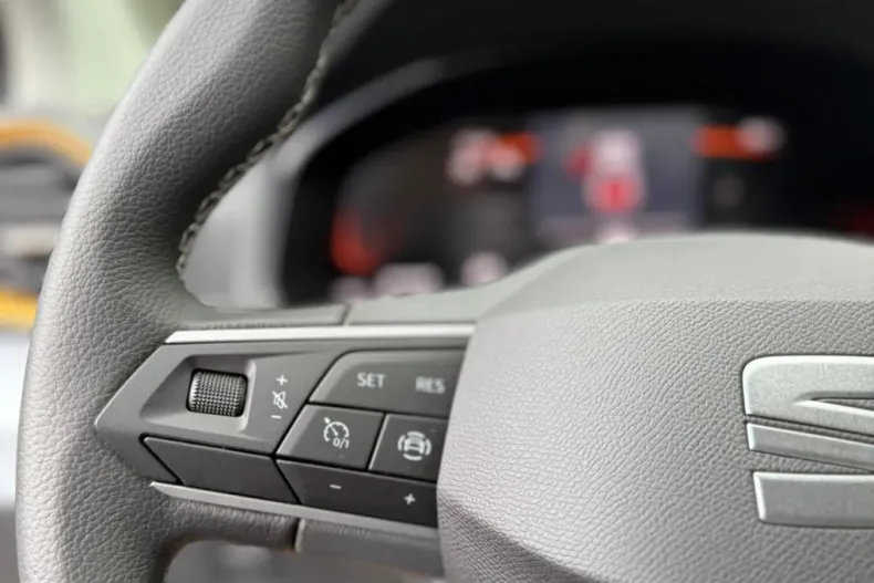 Seat Ibiza din 2025 cu 5 km - oferta SEA156057 - foto 11