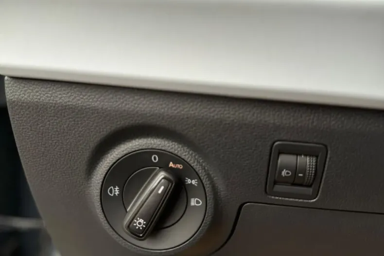 Seat Ibiza din 2025 cu 5 km - oferta SEA156057 - foto 17