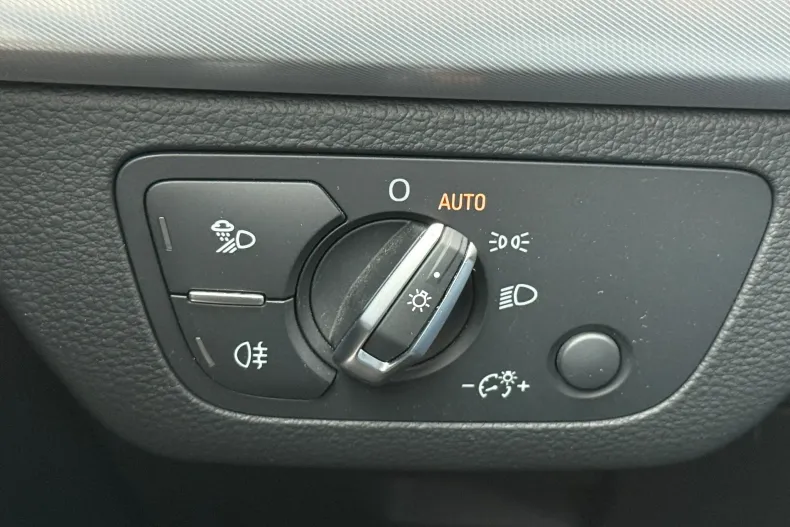 Audi Q5 din 2020 cu 122.800 km - oferta AUD156059 - foto 17