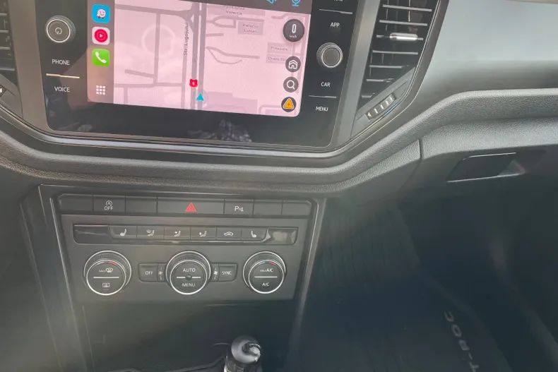 Volkswagen T-Roc din 2021 cu 41.300 km - oferta VOL156063 - foto 9