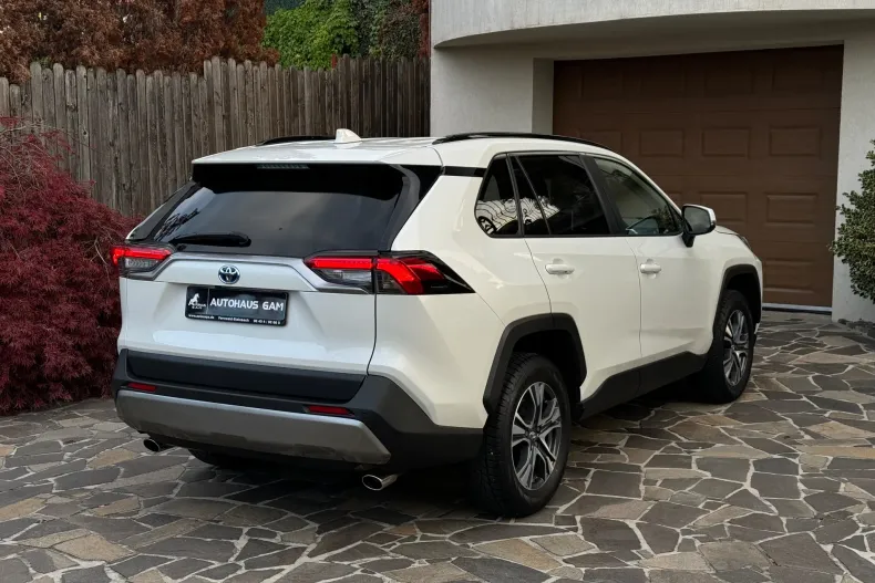 Toyota RAV4 din 2022 cu 133.000 km - oferta TOY156064 - foto 2