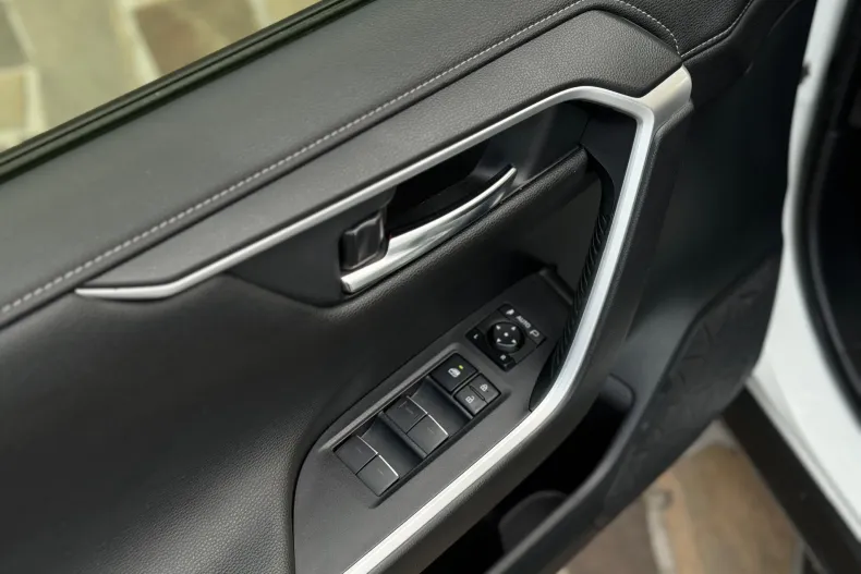 Toyota RAV4 din 2022 cu 133.000 km - oferta TOY156064 - foto 16