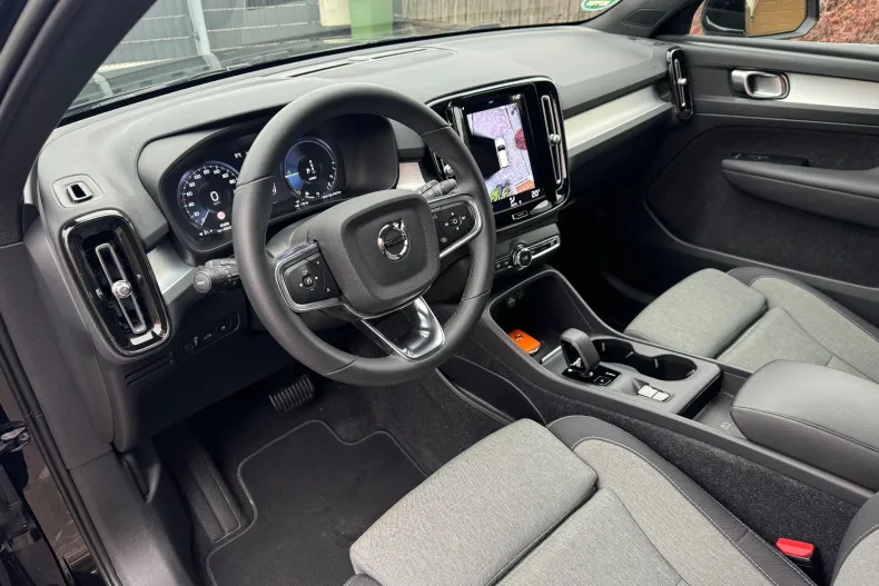 Volvo XC40 din 2022 cu 60.000 km - oferta VOL156065 - foto 15