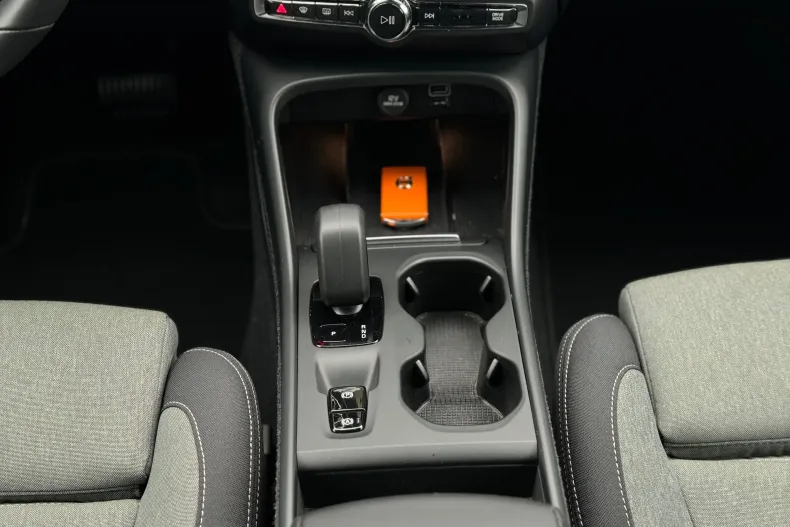 Volvo XC40 din 2022 cu 60.000 km - oferta VOL156065 - foto 17