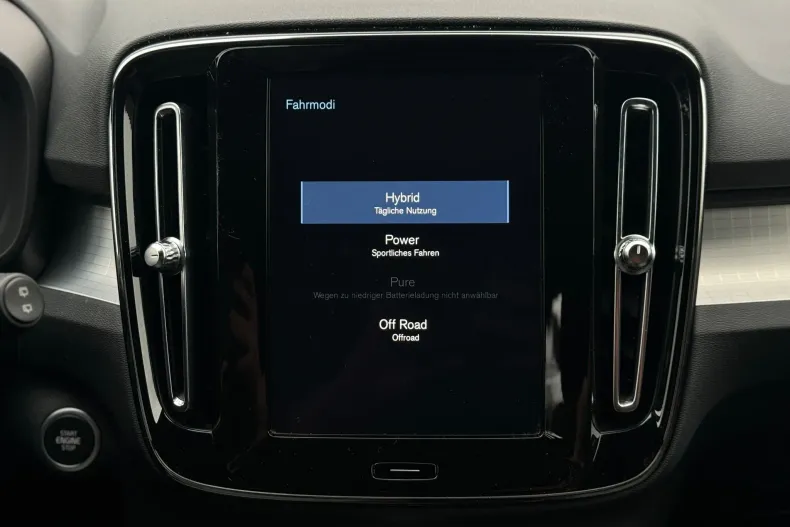 Volvo XC40 din 2022 cu 60.000 km - oferta VOL156065 - foto 20