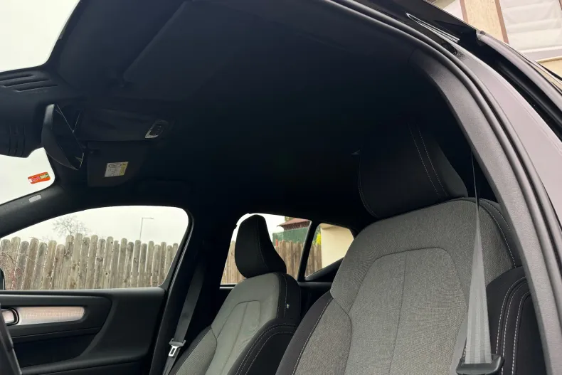 Volvo XC40 din 2022 cu 60.000 km - oferta VOL156065 - foto 21