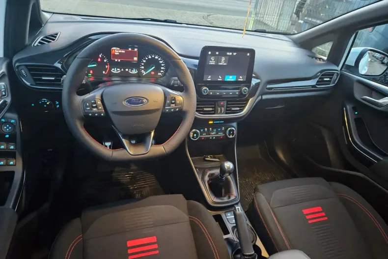 Ford Fiesta din 2022 cu 10.432 km - oferta FOR156067 - foto 10