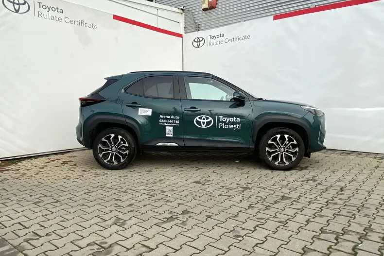 Toyota Yaris Cross din 2025 cu 3.200 km - oferta TOY156070 - foto 3