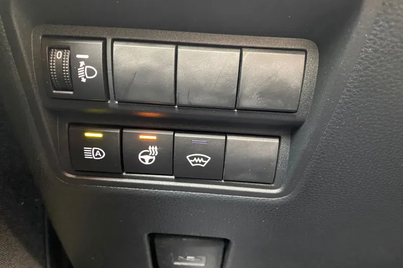 Toyota Yaris Cross din 2025 cu 3.200 km - oferta TOY156070 - foto 10