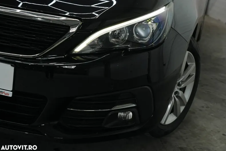 Peugeot 308 din 2019 cu 108.000 km - oferta PEU156074 - foto 38