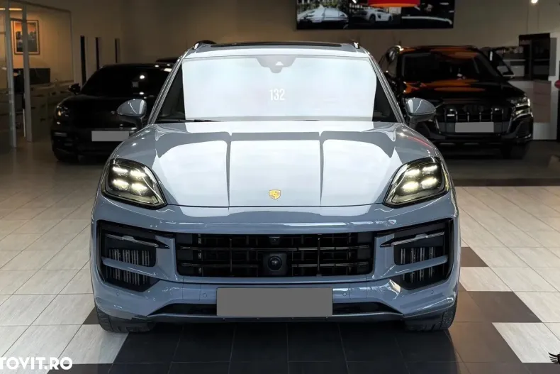 Porsche Cayenne din 2023 cu 34.631 km - oferta POR156077 - foto 2