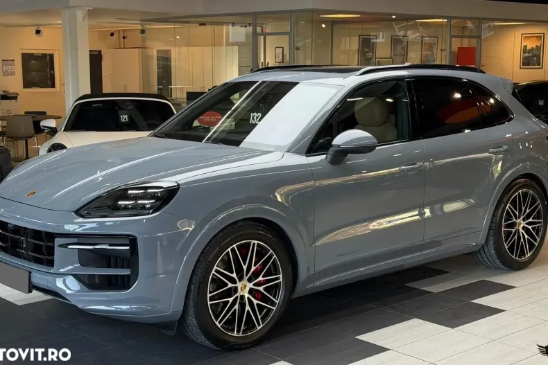 Porsche Cayenne din 2023 cu 34.631 km - oferta POR156077 - foto 3