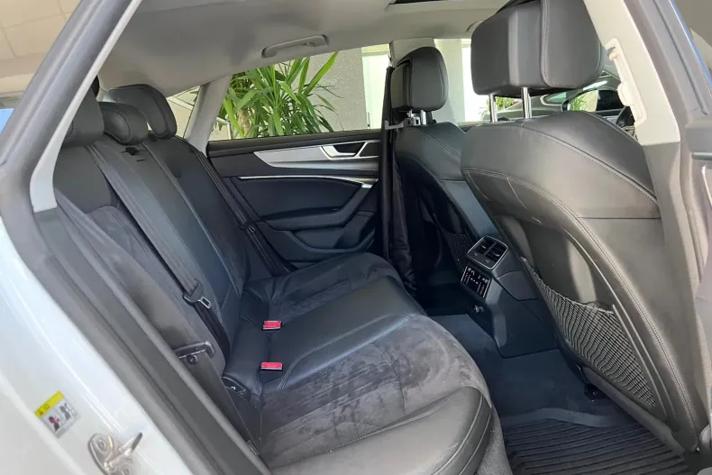 Audi A7 din 2020 cu 67.293 km - oferta AUD156085 - foto 14