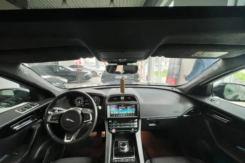 Jaguar F-Pace din 2020 cu 152.041 km - oferta JAG156086 - foto 16