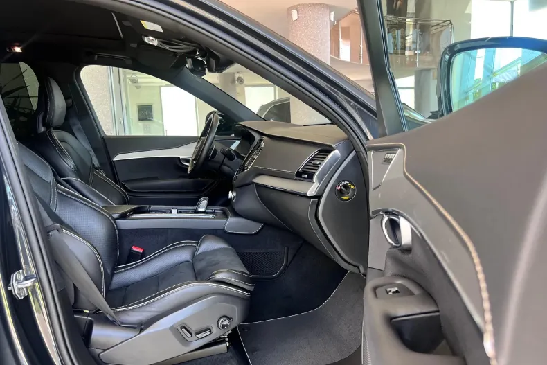 Volvo XC90 din 2019 cu 166.000 km - oferta VOL156090 - foto 21
