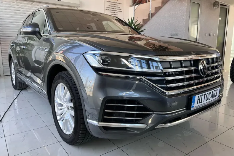 Volkswagen Touareg din 2021 cu 78.073 km - oferta VOL156094 - foto 1