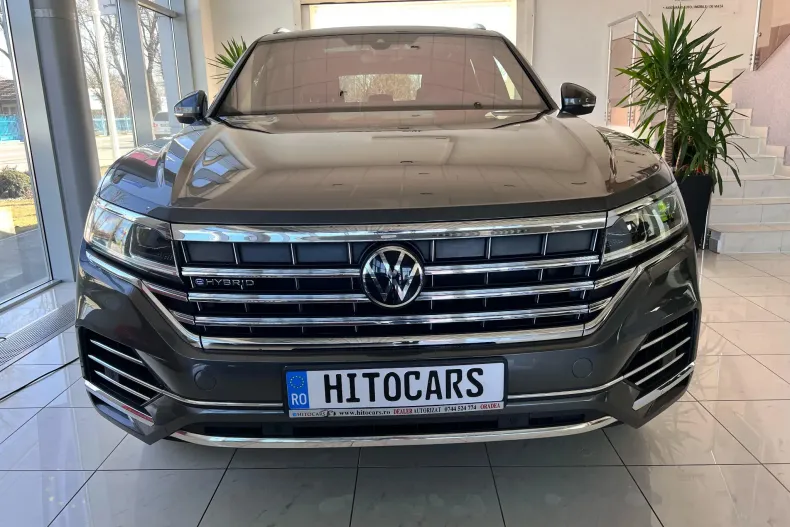 Volkswagen Touareg din 2021 cu 78.073 km - oferta VOL156094 - foto 3