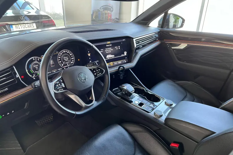 Volkswagen Touareg din 2021 cu 78.073 km - oferta VOL156094 - foto 7