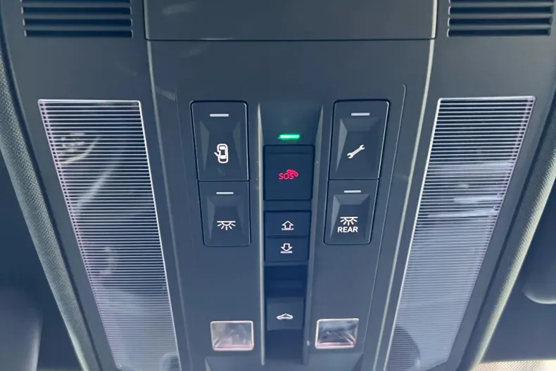 Volkswagen Touareg din 2021 cu 78.073 km - oferta VOL156094 - foto 11