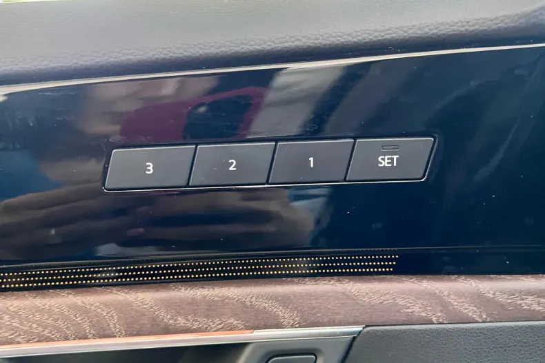 Volkswagen Touareg din 2021 cu 78.073 km - oferta VOL156094 - foto 20